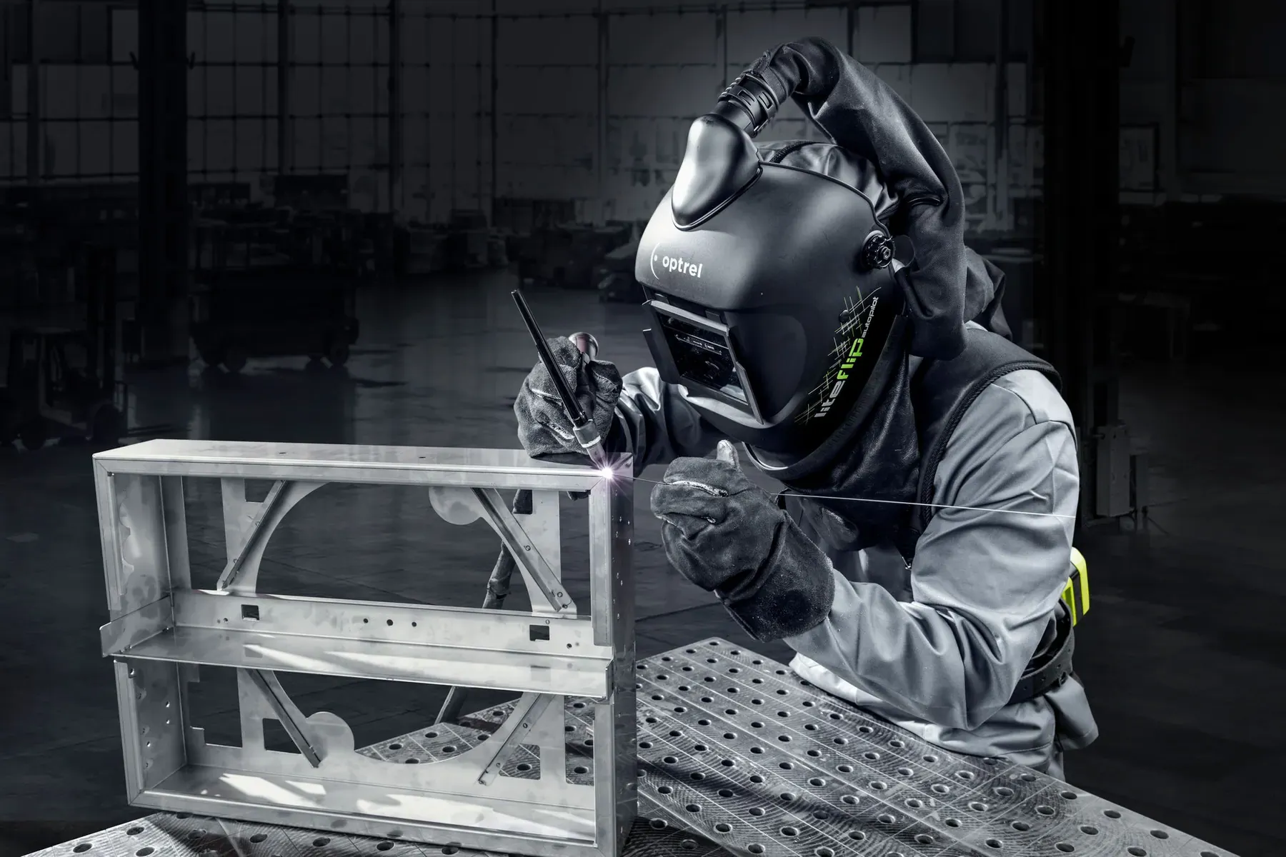 optrel liteflip autopilot PAPR — auto-darkening PAPR welding helmet with air supply — 5