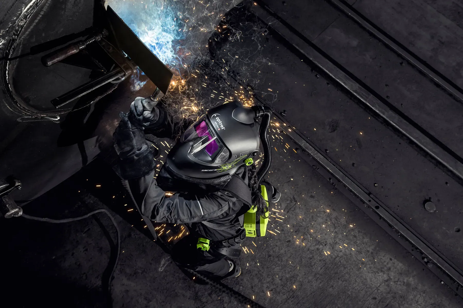 optrel panoramaxx pure air 2.5 — auto-darkening PAPR welding helmet — 3